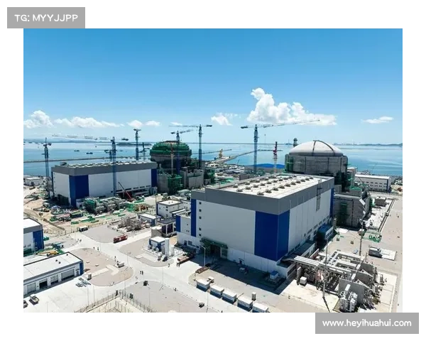 华龙一号批量化首堆漳州核电1号机组外穹顶吊装成功 华龙一号批量化首堆漳州核电1号机组外穹顶吊装成功
